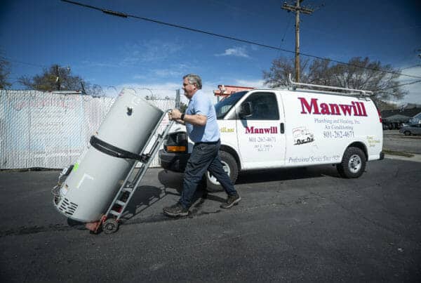 Manwill Plumber Replaces Water Heater in Utah