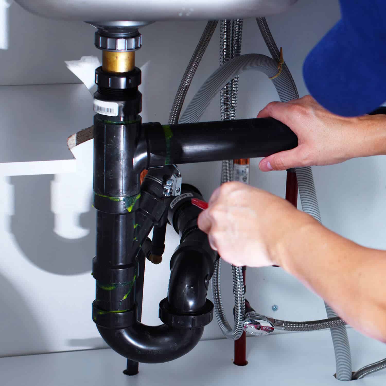 bountiful plumber repairs sink | Manwill Plumbing